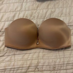 Victoria Secret bombshell bra